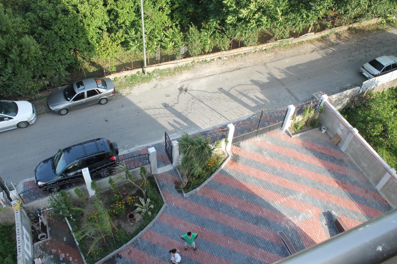 Hotel Temo in Batumi Exterior foto